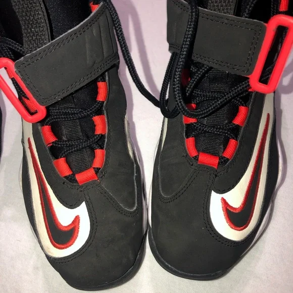 Black and White Athletic Sneakers with Red Accents